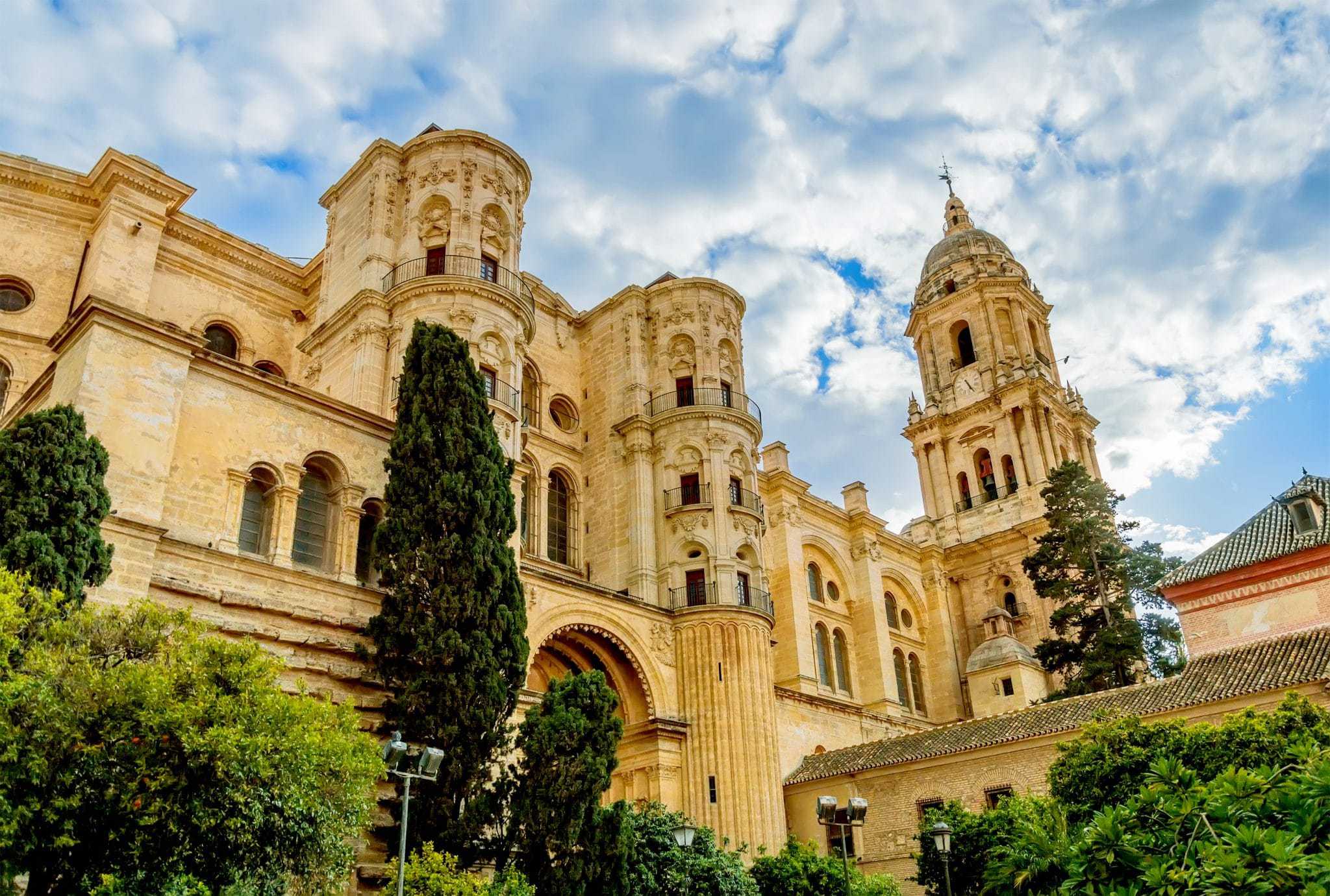 visit cathedral malaga