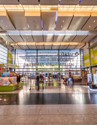 centro-comercial-vialia-malaga1 MARÍA ZAMBRANO AVE STATION SERVICE